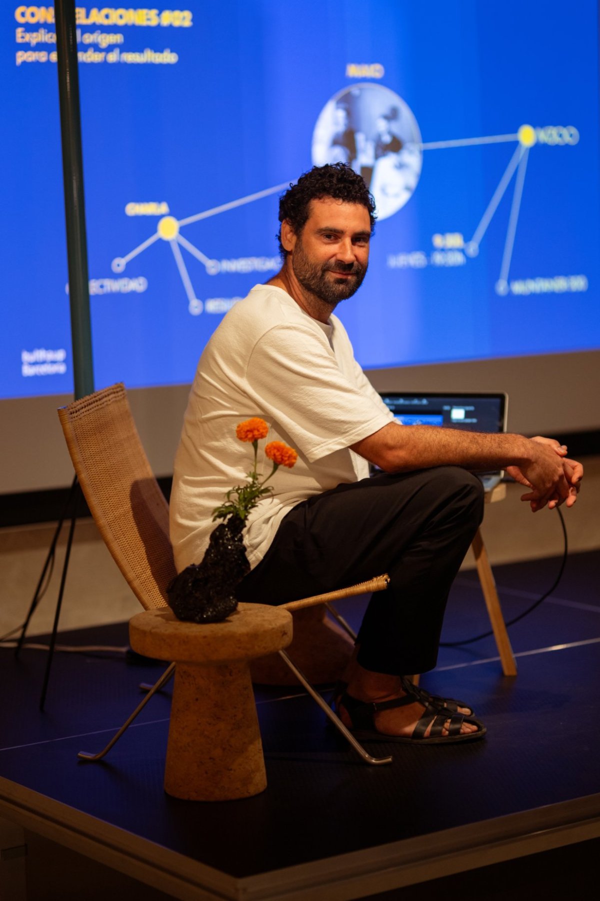 Guillermo López, socio fundador de MAIO, en la sesión CONSTELACIONES #02 en el espacio M300 del grupo MINIM dentro del showroom de bulthaup Barcelona