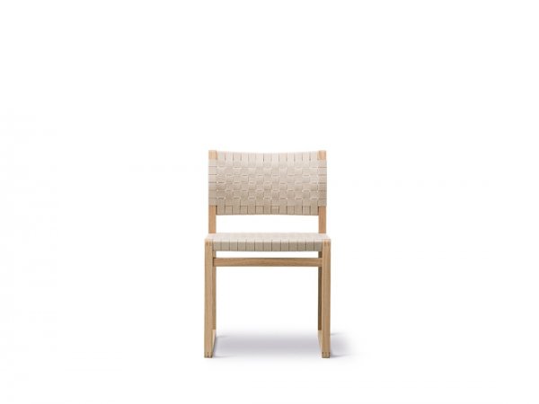 BM 61 - silla de madera y lino - fredericia - MINIM - frontal