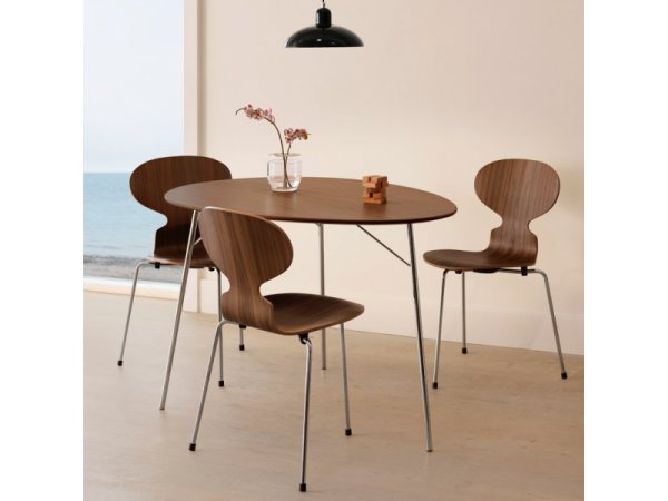 FritzHansen-MesaEgg-ArneJacobsen1952-MINIMShowroom