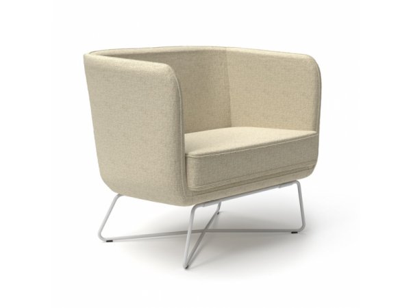 Knoll-RockwellUnscriptedClubChair-DavidRockwell2017-MINIMShowroom
