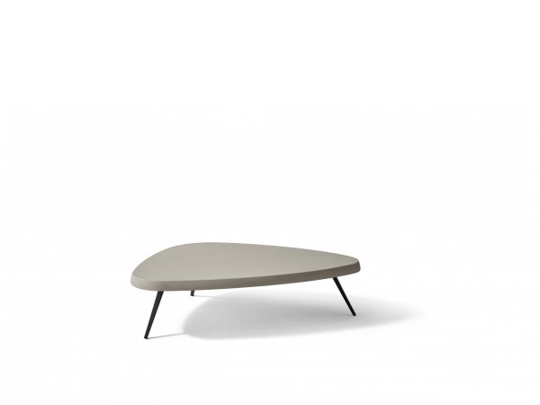 MEXIQUE OUTDOOR LOW TABLE_Cassina_Minim Barcelona Madrid