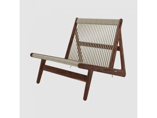 MR01 Initial LoungeChair_butaca de nogal_Gubi_MINIM