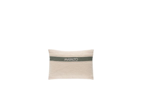 Maxalto_bed_runner_Zestos_minim showroom_pillow