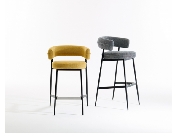 Nena Stool_Zanotta_Minim Barcelona Madrid