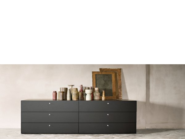 Cassina, 255 Flat