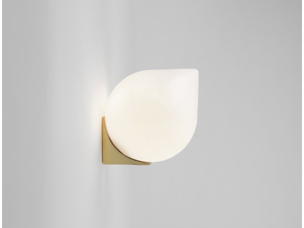 Michael Anastassiades, Bob Wall