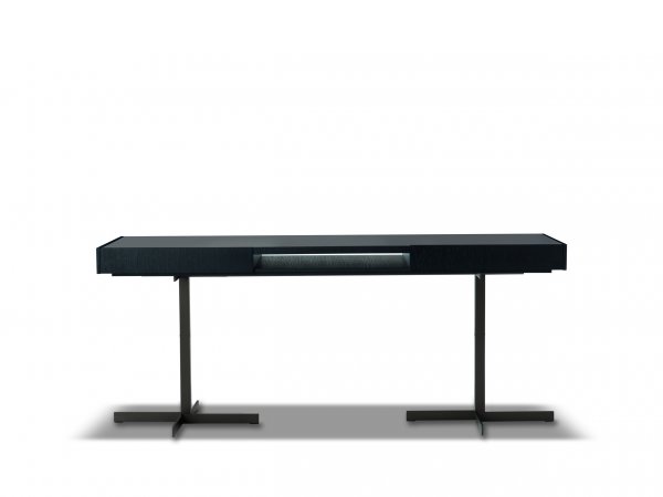 Minotti, Close