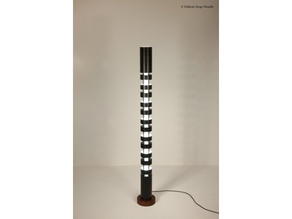 Serge Mouille, Column lamp Totem