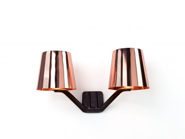 Tom Dixon, Base wall