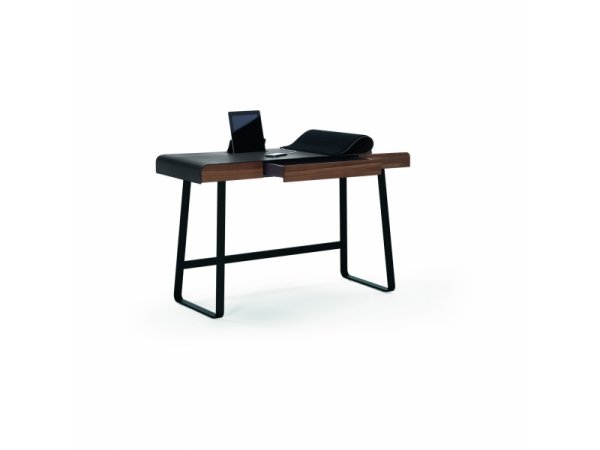 ClassiCon, Pegasus Home Desk