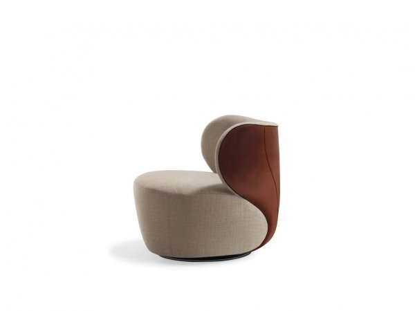 Walter Knoll - Butaca Bao beige y piel marrón - Madrid Barcelona - Showroom MINIM