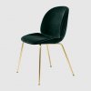 Beetle_DiningChair_tapizado de terciopelo verde_estructura latón_GUBI_MINIM