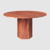 Epic Dining Table_mesa de comedor redonda_ rojo travertino_Gubi_MINIM