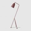 Grasshoppa_Floor Lamp_lámpara de pie_lámpara granate_Gubi_MINIM