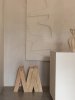 Ishinomaki - Stool - taburete de madera - MENU - MINIM - lifestyle sala