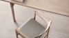 Post chair - silla de comedor - reposabrazos - fredericia - MINIM - asiento tapizado - lifestyle