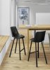 taburete_jean_backrest_color negro_con respaldo_e15_MINIM_lifestyle cocina