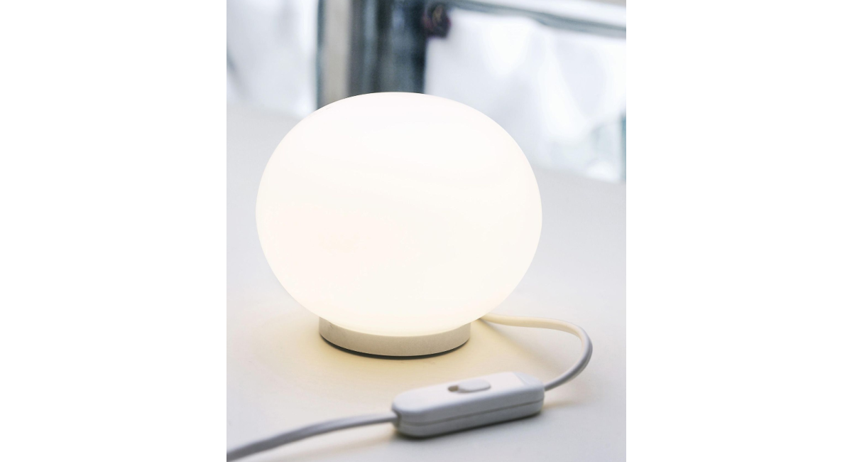 Glo ball-mesa-lampara-minim showroom-outlet-minim