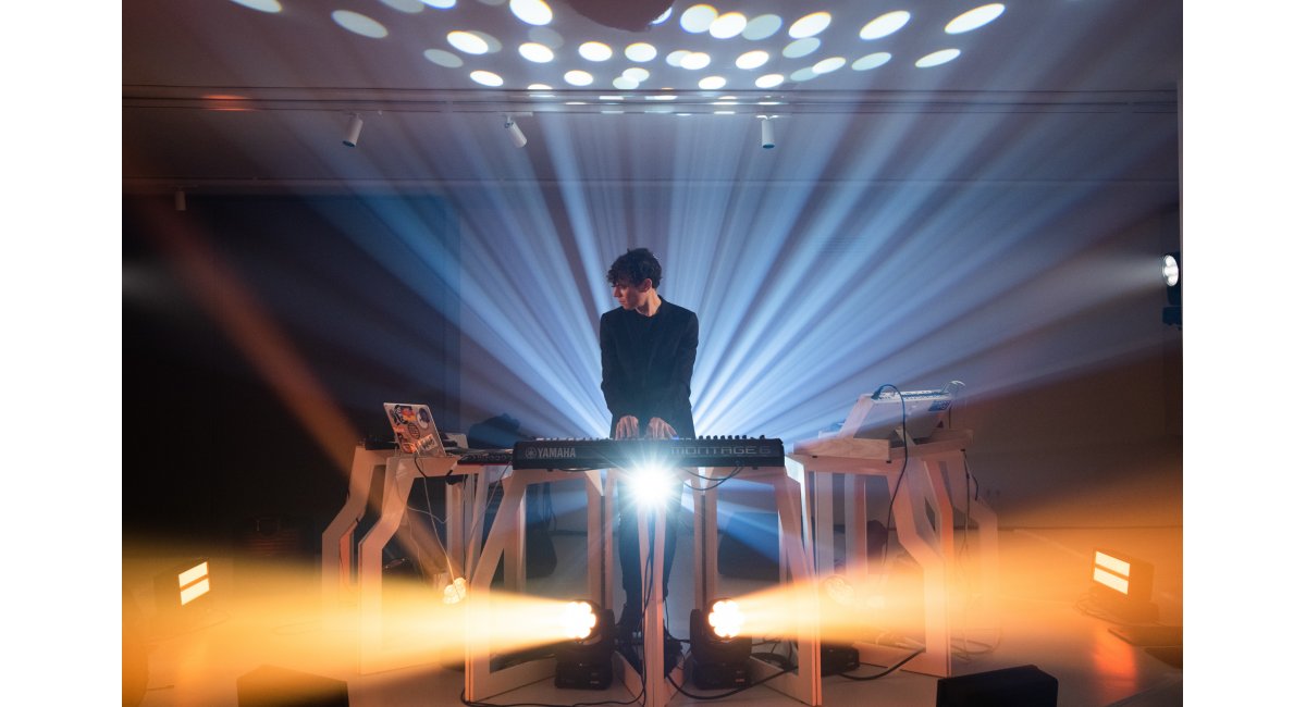 20MINIM PARTY Francesco Tristano