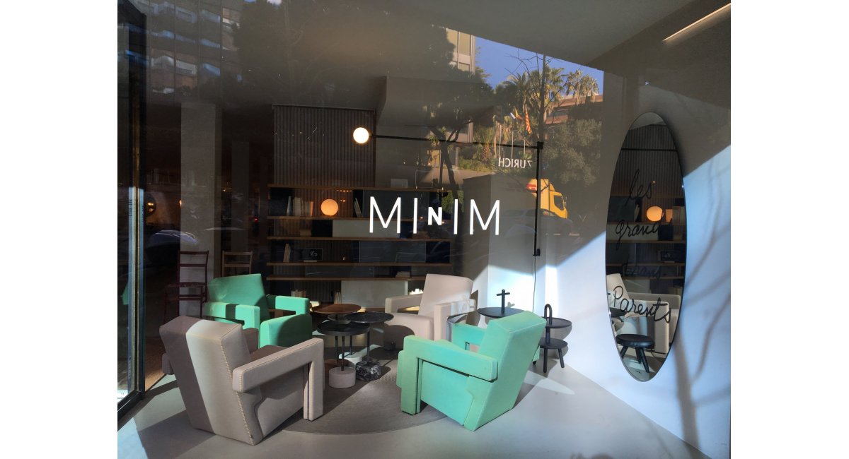 Escaparate Cassina en MINIM Barcelona