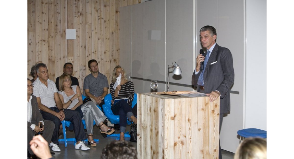 Éxito de la charla de Giulio Cappellini