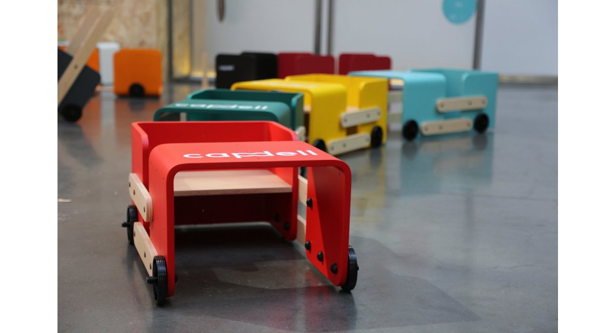 Escaparate solidario Navidad MINIM Barcelona