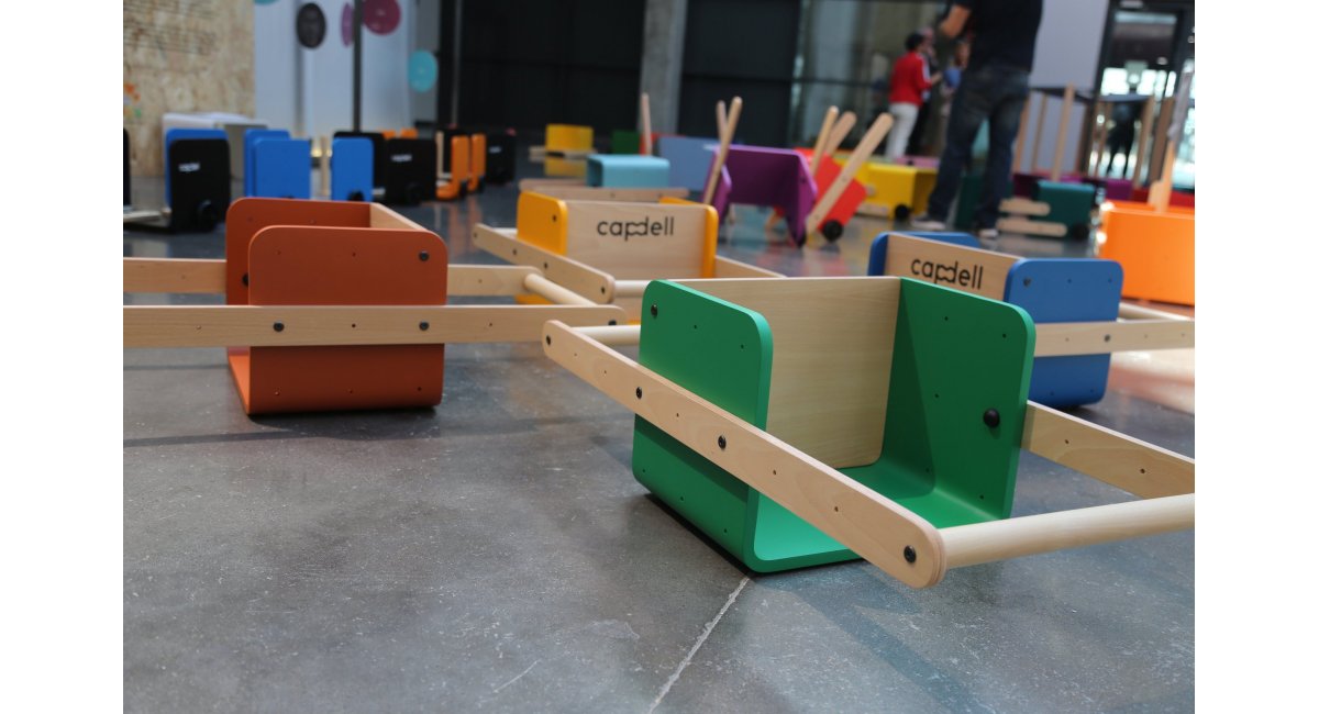 Escaparate solidario Navidad MINIM Barcelona