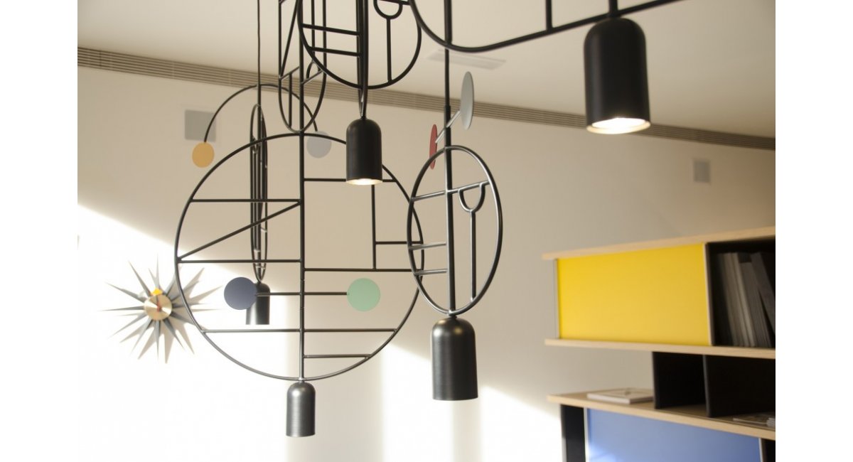 Presentación de "Lines & Dots" en imágenes