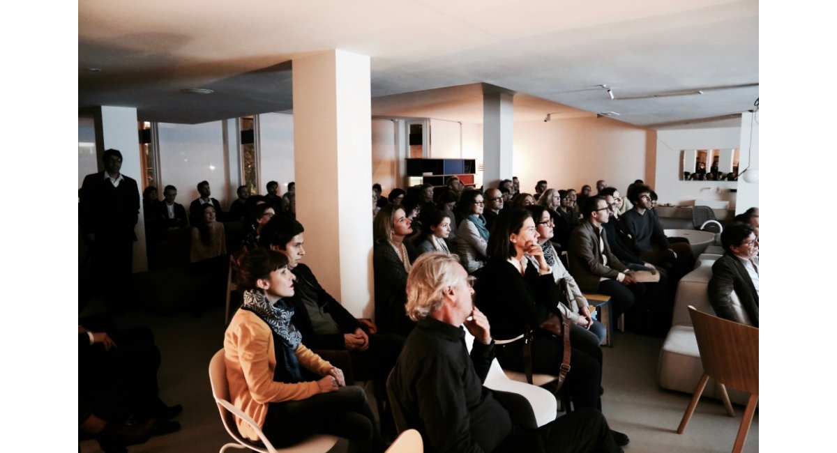 Inauguración de la exposición "Descubriendo a Finn Juhl"