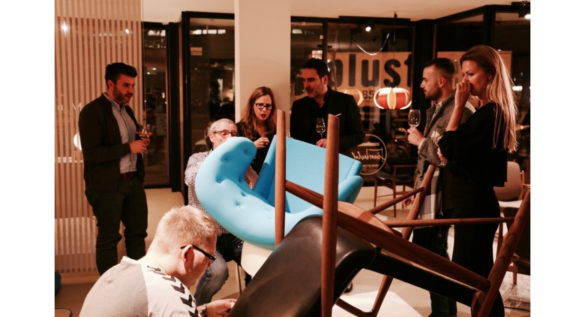 Inauguración de la exposición "Descubriendo a Finn Juhl"