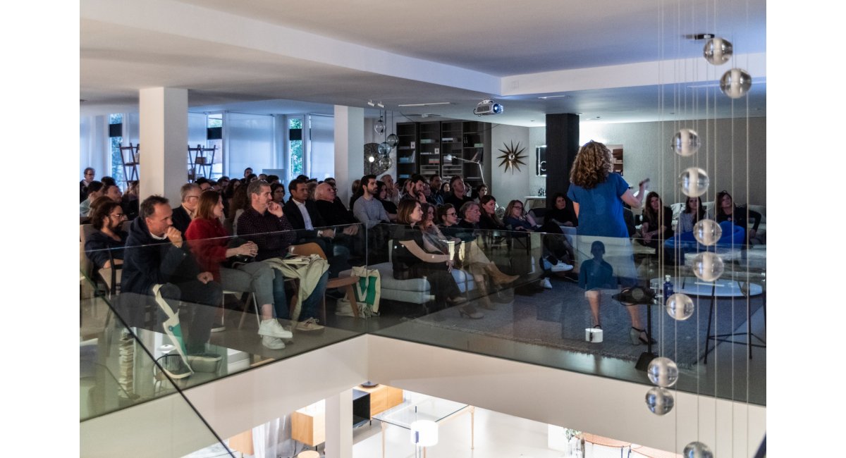 Lina Bo Bardi y la Bowl Chair en MINIM Barcelona