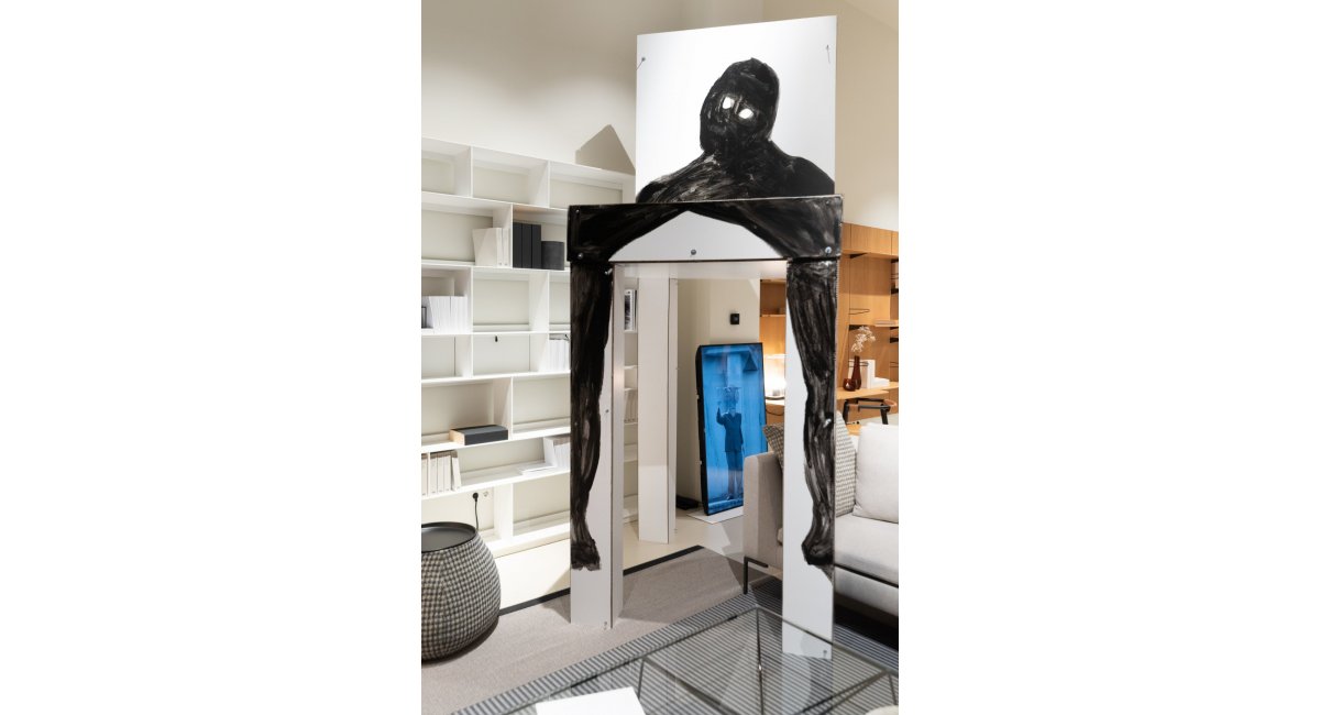 Silla gigante obra de Julia Oschatz