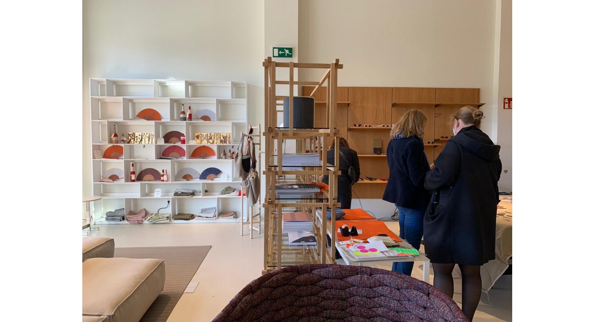 Mercadillo navideño - Puesto Carmen Pinart &amp; Paredes Pino - MINIM Madrid