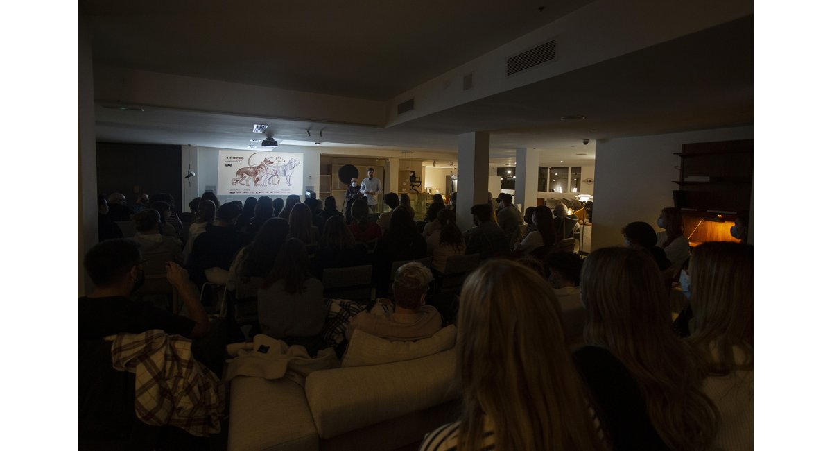 Presentación de las bases de los 34 Premios Habitácola en MINIM Barcelona