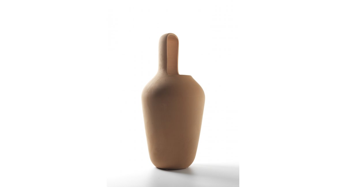 bd (barcelona design), Gardenias jarrones