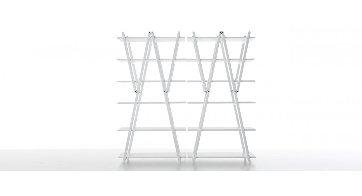 Cassina, 114 Nuvola Rossa