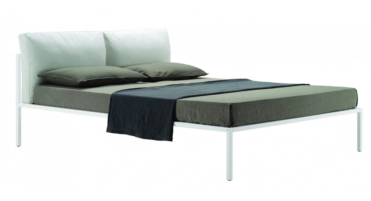 Nyx cama Zanotta en MINIM