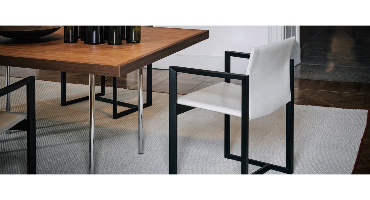Cassina, 184 Eve