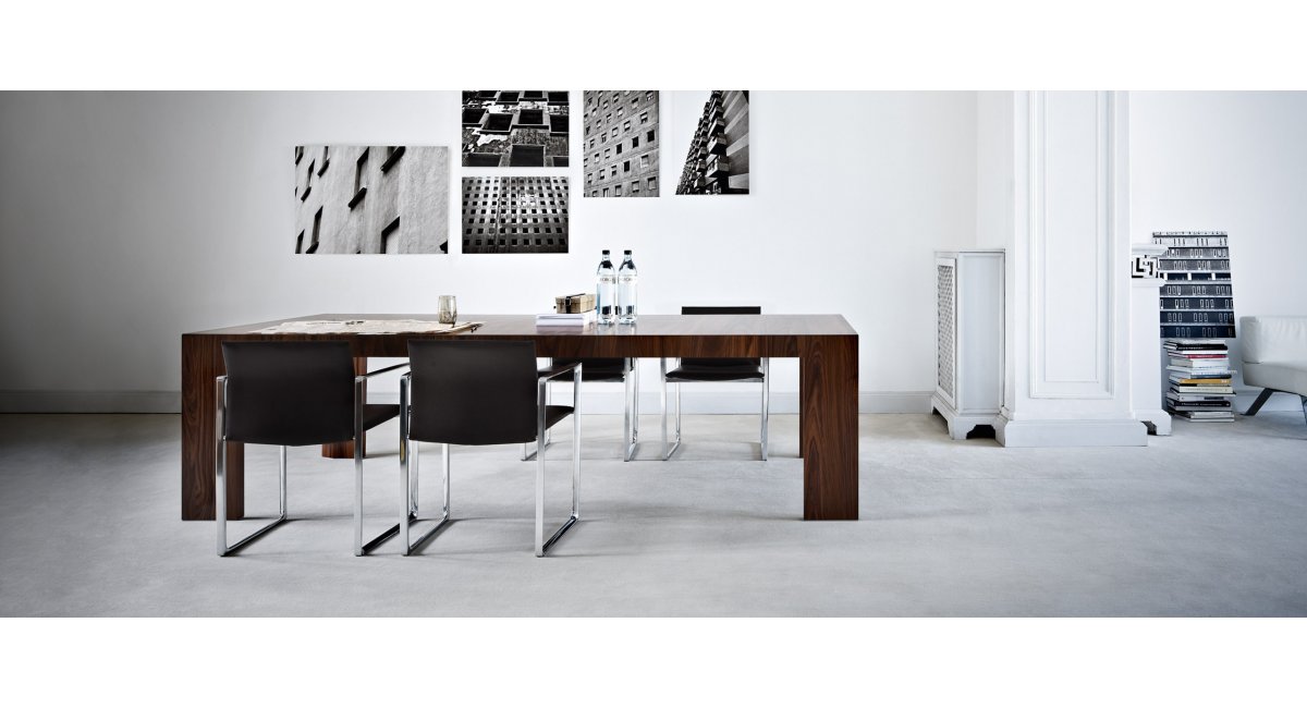 Cassina, 184 Eve
