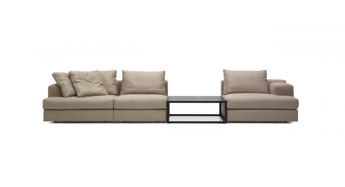 Cassina, 192-193 Miloe