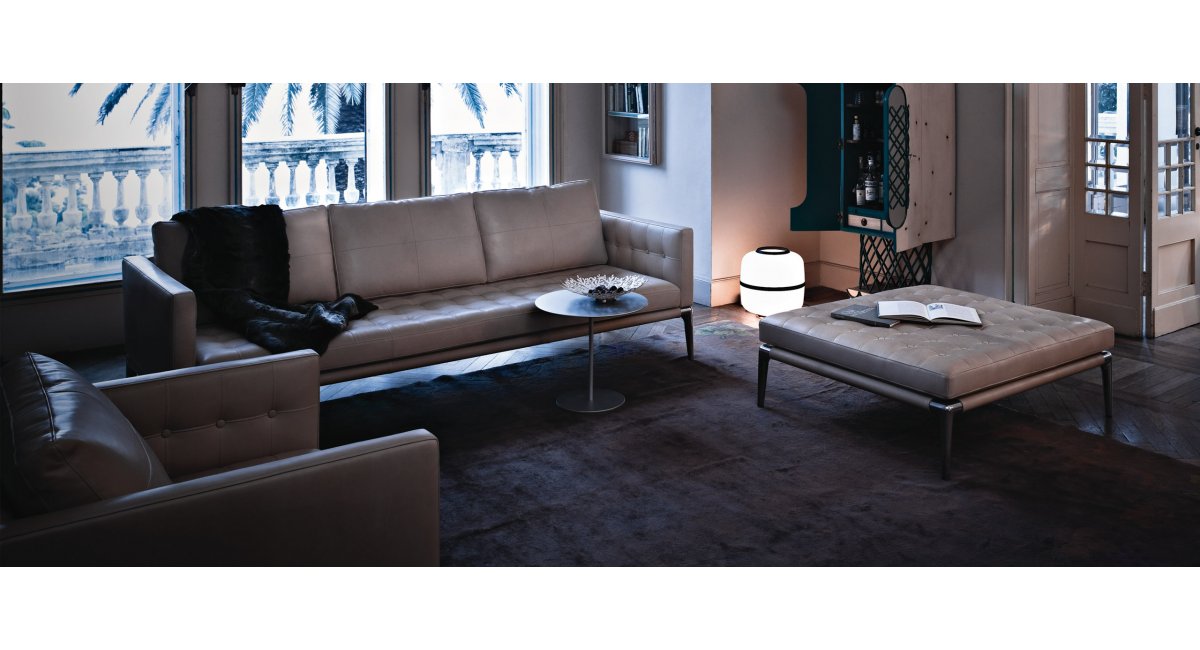 Cassina, 243 Volage