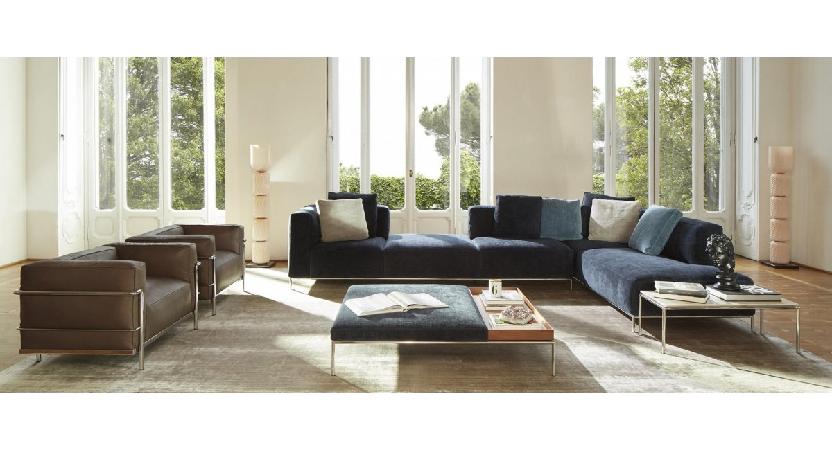 272 Mex Hi_sofa-mesa_Cassina_MINIM-lifestyle sala de estar