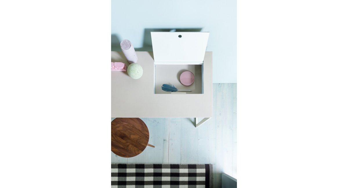 Calamo de Zanotta en MINIM