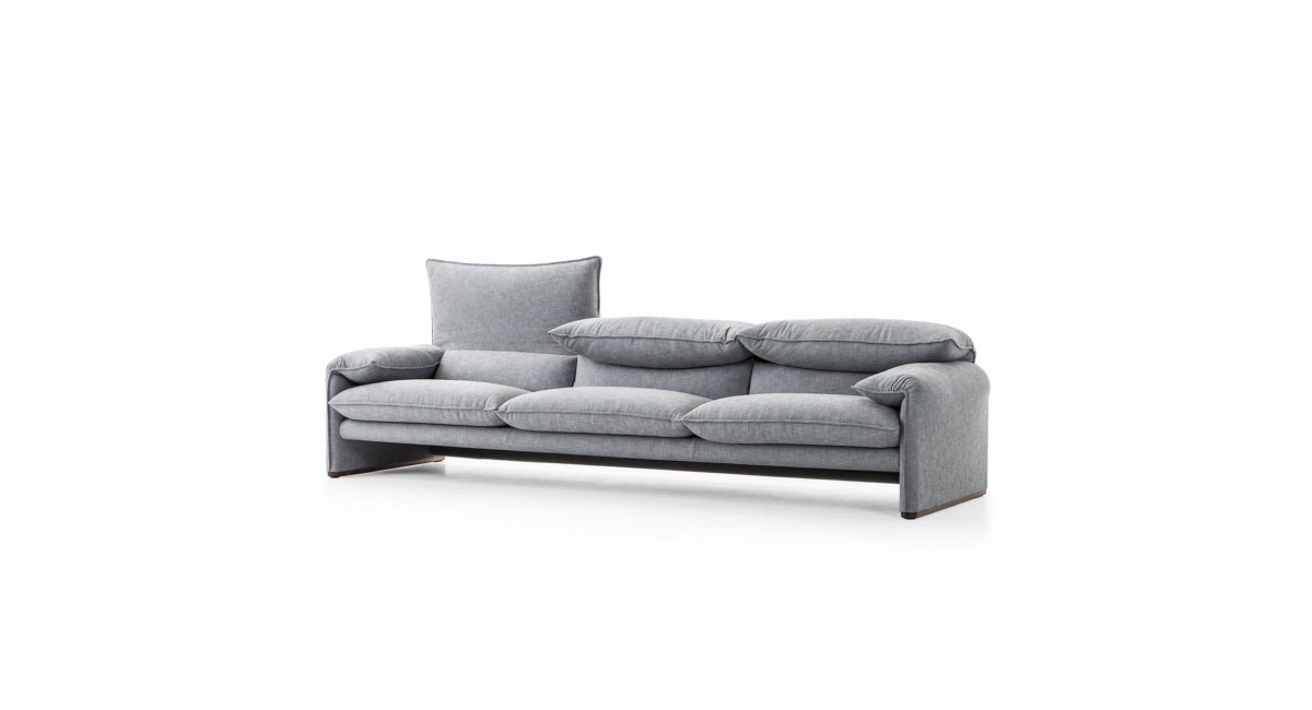Cassina_maralunga40maxi-sofa_vico_magistreti en minim barcelona