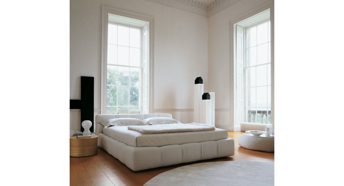 B&amp;B Italia, Tufty-Bed