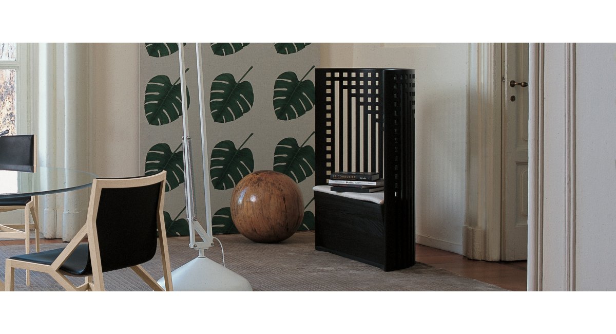 Cassina, 312 Willow 1