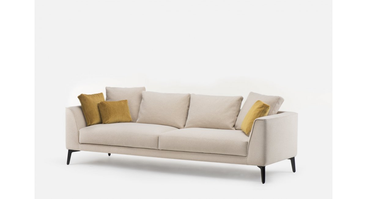 McQueen Sofa, De la Espada