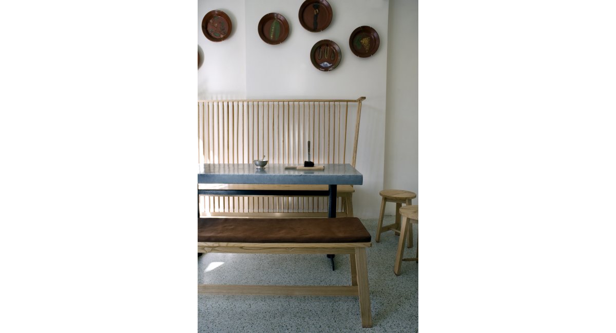 De La Espada, 444 Bench with Back