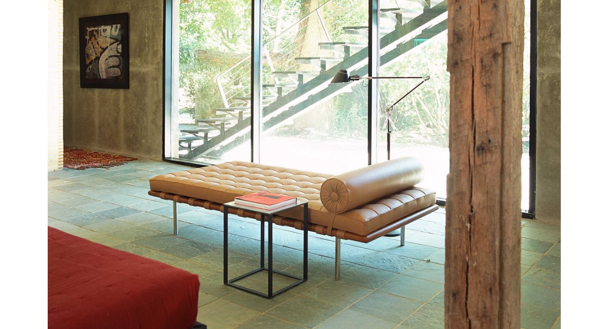 Knoll, Barcelona Couch