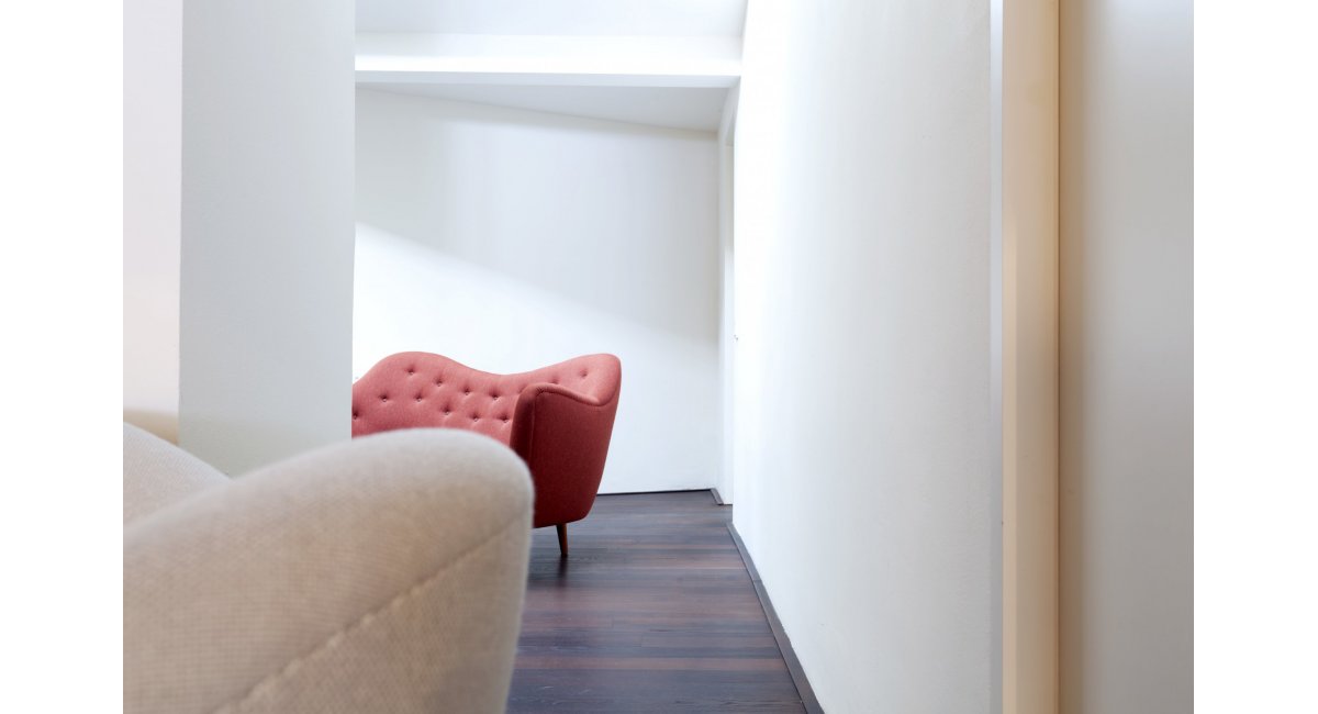 House of Finn Juhl, 46 sofa